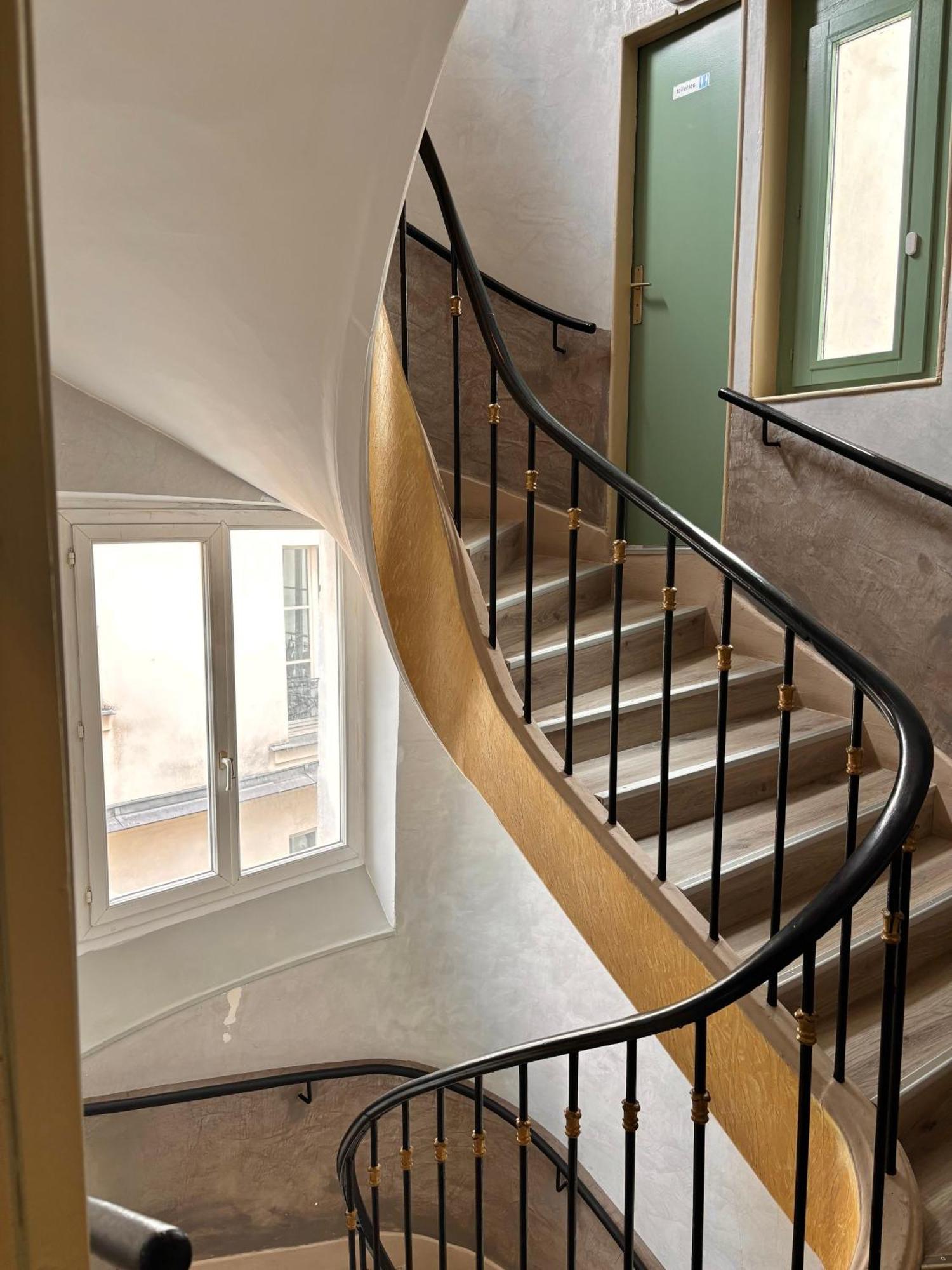 פריז Hotel Des Fontaines מראה חיצוני תמונה